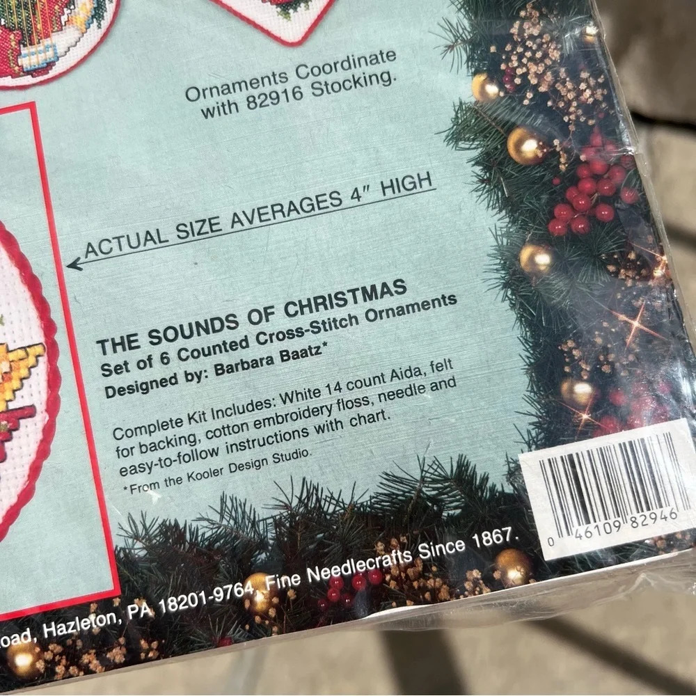 Vintage Bucilla The sounds of Christmas set of 6 counted cross stitch ornaments - Picture 4 of 5